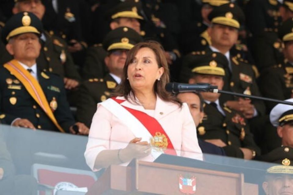 Se afirma el camino al autoritarismo en Perú