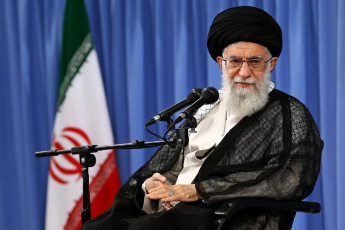 ayatolá Ali Jamenei Irán