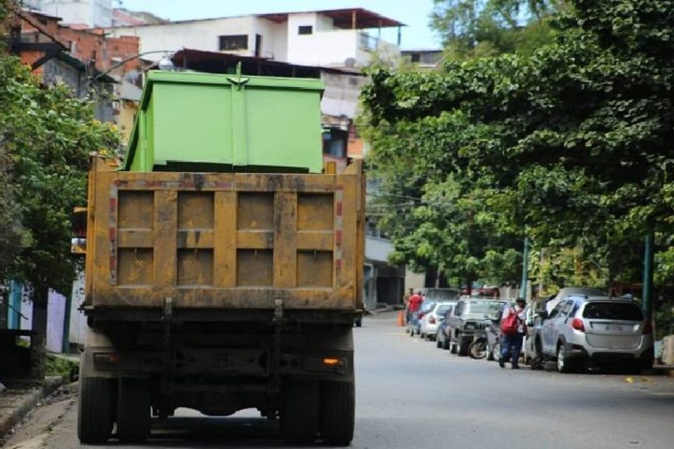 camion recolector de basura Canssam