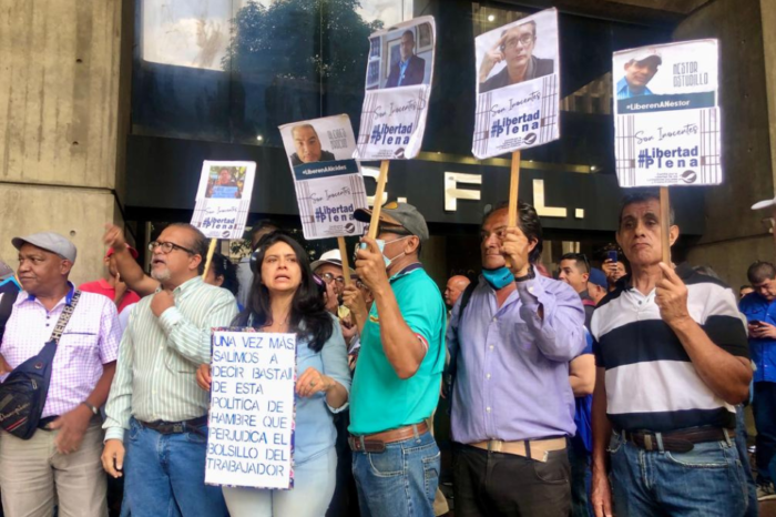 Trabajadores públicos protestan para exigir liberación de presos políticos (15 de mayo)