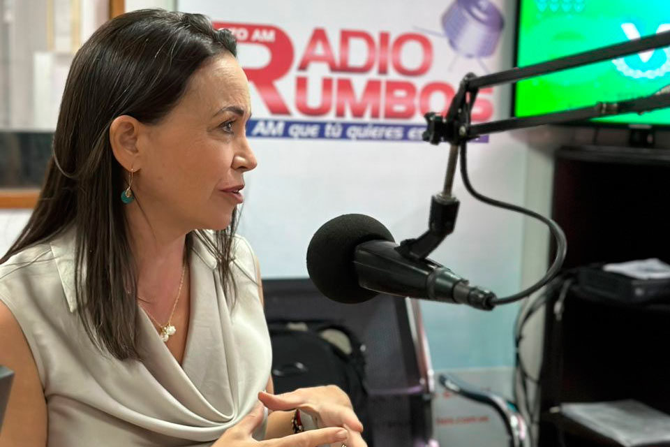 Machado ratifica que no está dispuesta a negociar una «cohabitación» con el chavismo