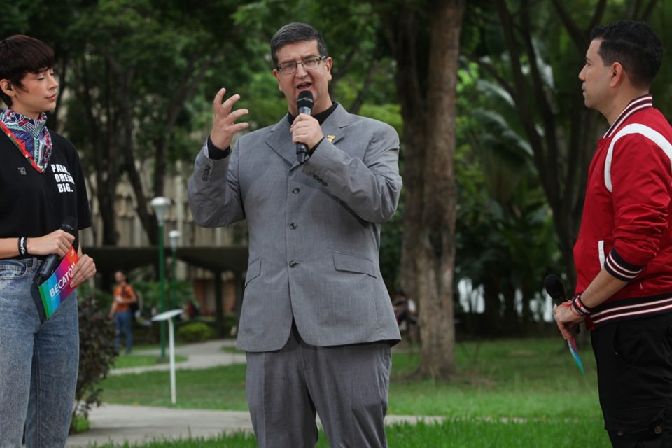 Arturo Pereza UCAB Becatón 2023