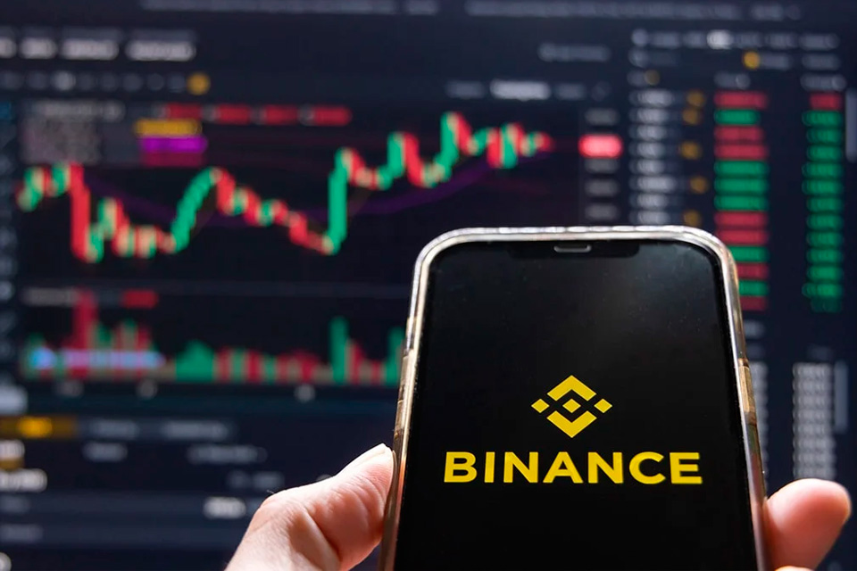 Binance suspendió sus depósitos en dólares