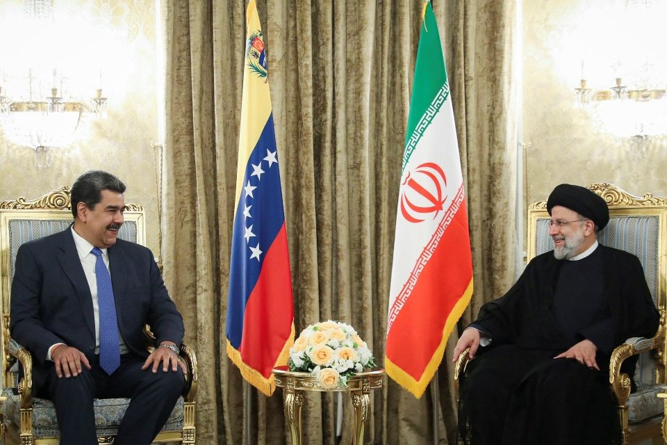 Maduro ebrahim raisi Irán