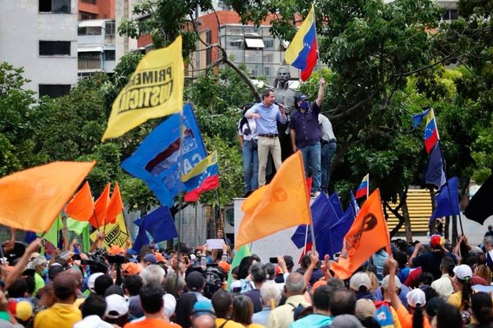 Primarias, oposición y chavismo