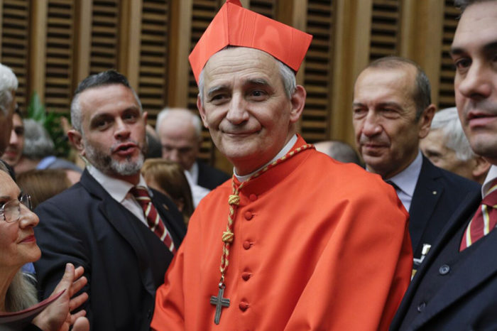 cardenal italiano Matteo Zuppi a Ucrania