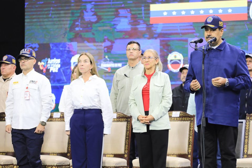 Ascensos Maduro