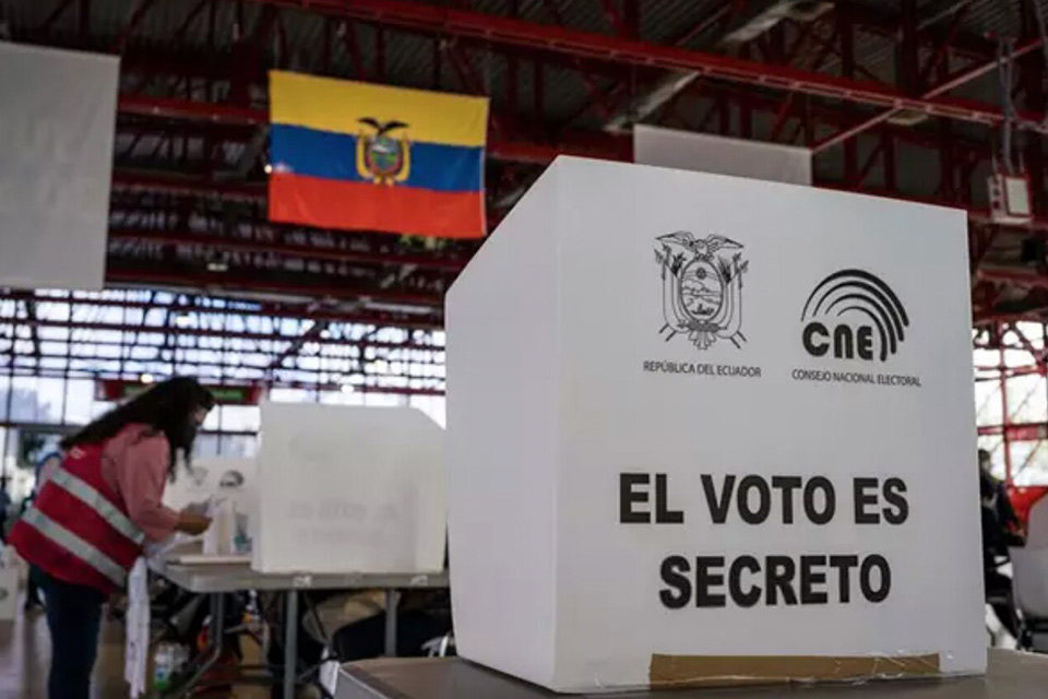 Elecciones en Ecuador: la política post mortem