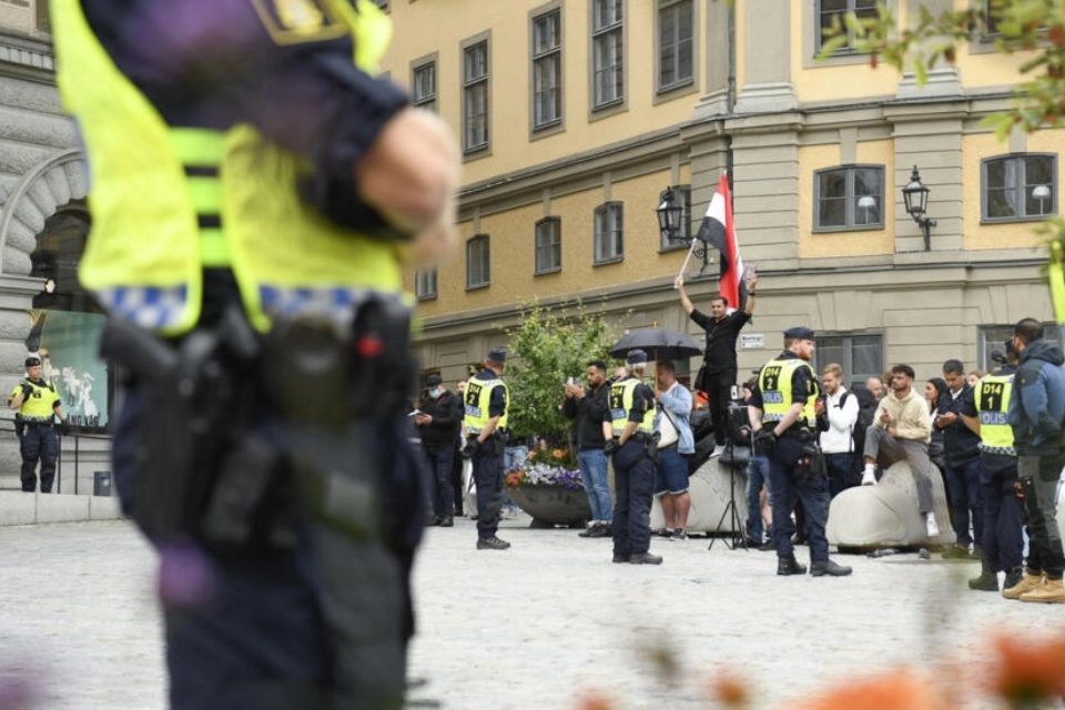 protesta Suecia quema Corán