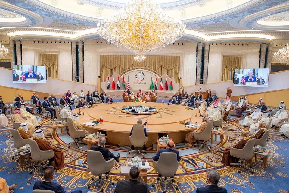 Cumbre de Yeda: negociación y geopolítica