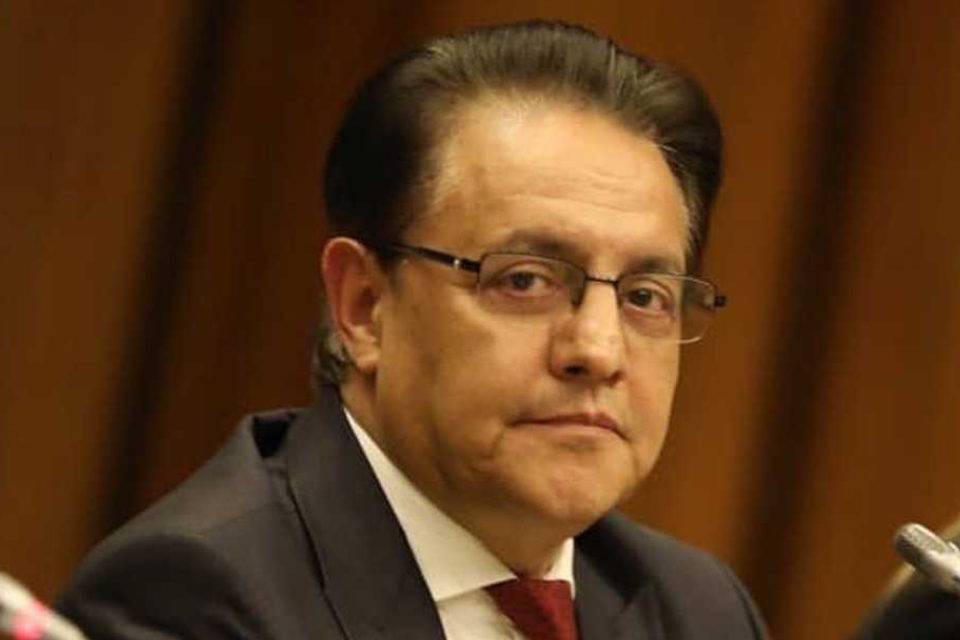 Fernando Villavicencio candidato presidencial de ecuador