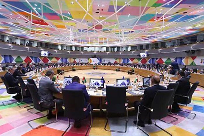 La Cumbre Celac-UE, entre luces y sombras / Bruselas 2023