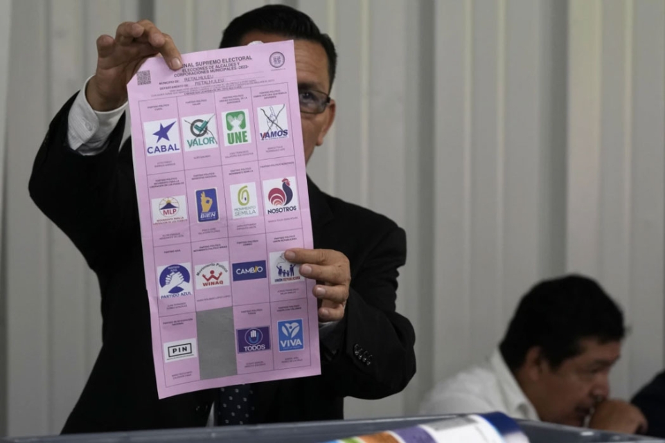 Segunda vuelta de elecciones en Guatemala perfilan un cambio político