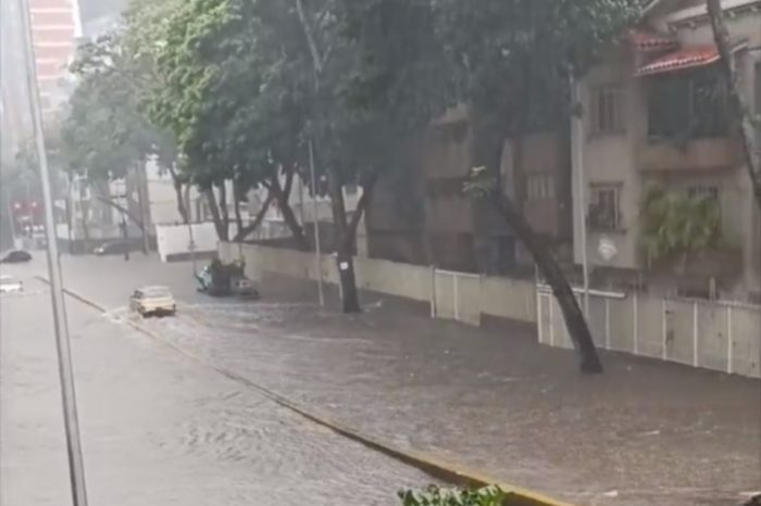 Av Andres Bello Caracas lluvias 16.09.2023