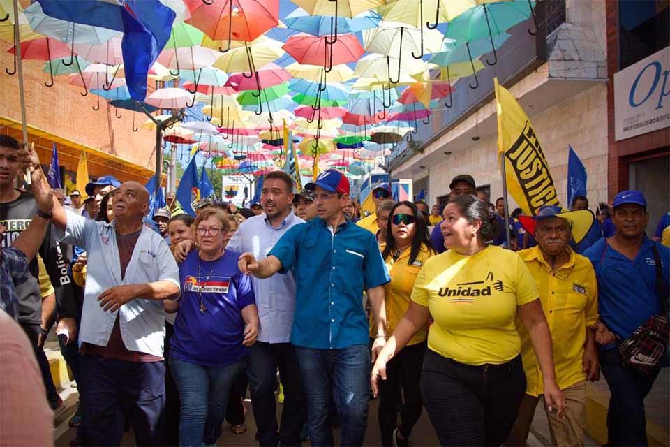 Capriles en Bolívar campaña primarias 2023