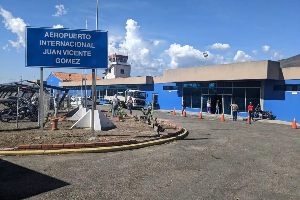 aeropuerto Juan Vicente Gómez Táchira Conviasa