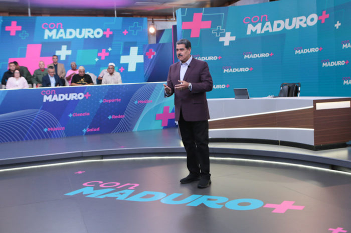 Nicolás Maduro Con Maduro + número 20