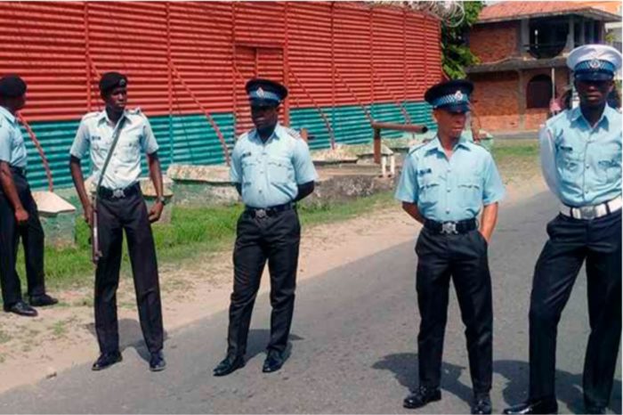Policía Guyana