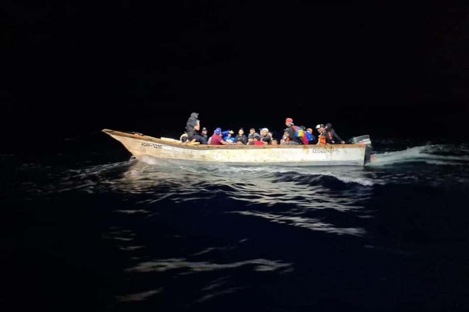 lancha Aruba migrantes venezolanos