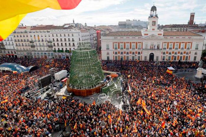 España: la "desvestidura"