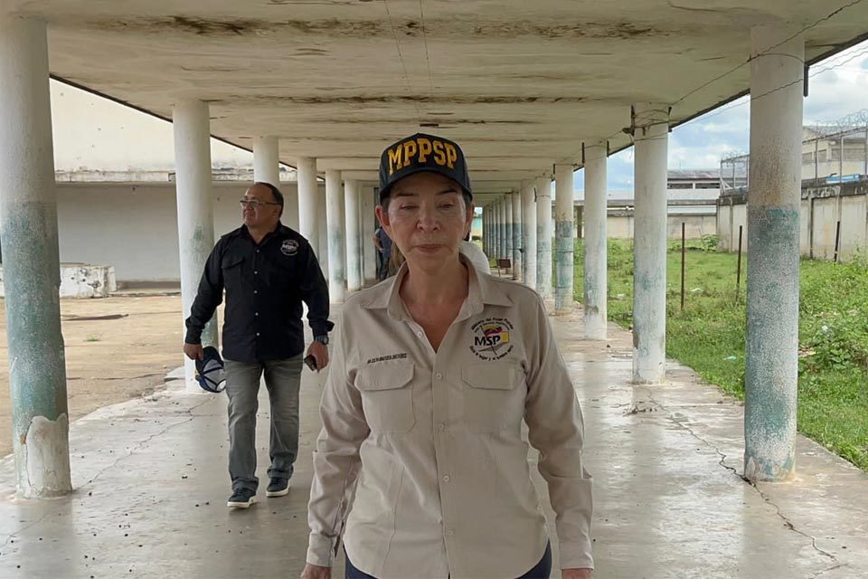 Ministra de servicios penitenciarios, Celsa Bautista, en La Pica