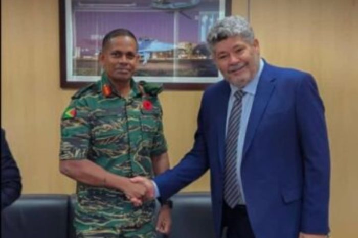 Omar Khan Guyana ministro de Defensa de Brasil