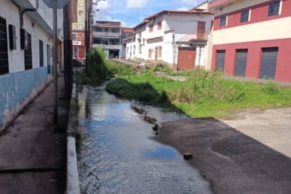 Aguas negras en San Cristóbal