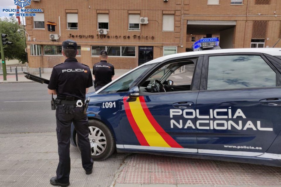 Policía Nacional de España mujeres