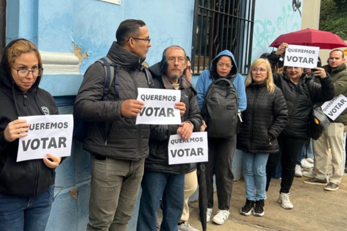 RE Registro Electoral, Venezolanos en el exterior