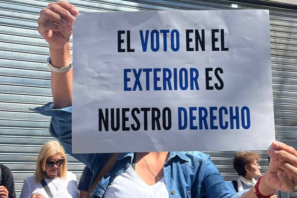 "Operación morrocoy" y requisitos sorpresas complican Registro Electoral en el exterior
