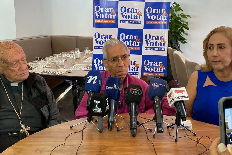 Walter Márquez Orar y Votar