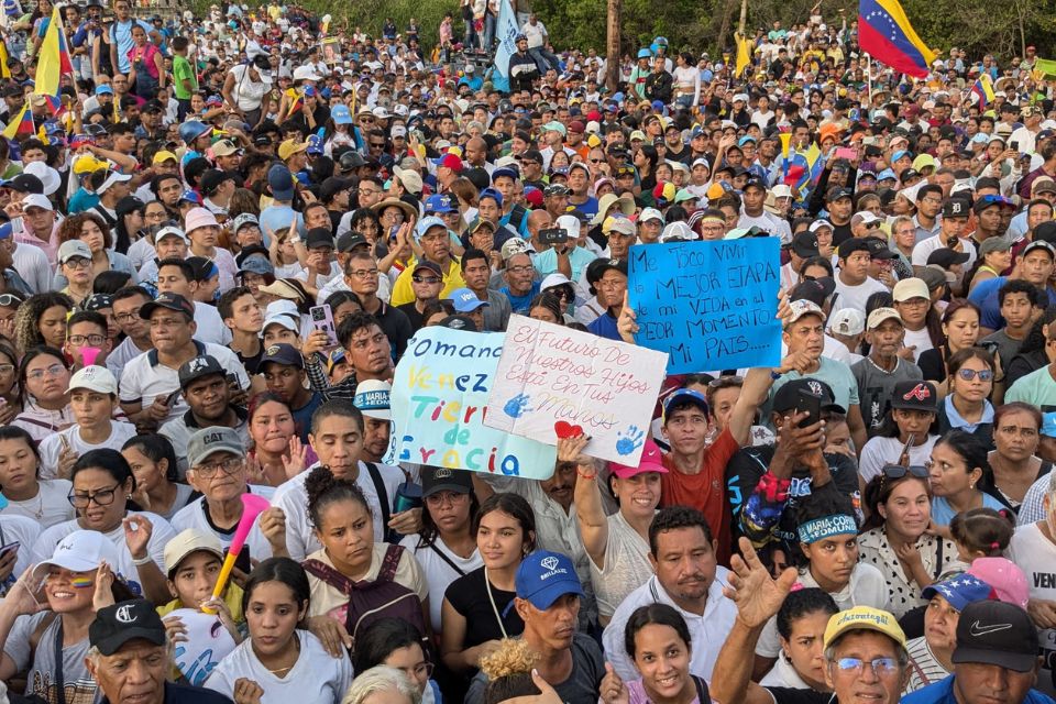 Edmundo González María Corina Machado Anzoátegui 2