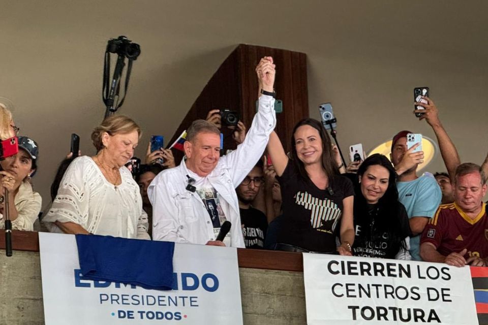 Edmundo González María Corina en la UCV