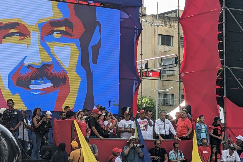 Marcha Oficialismo 4 de julio Maduro