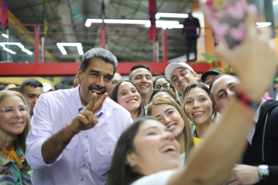 Maduro jóvenes