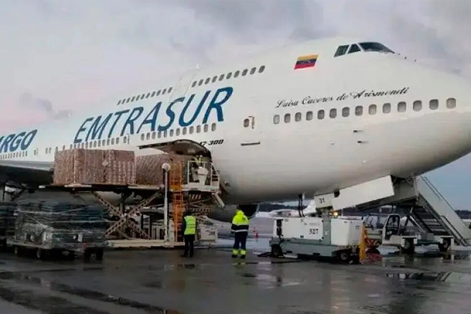 El avión, me quitaron el avión