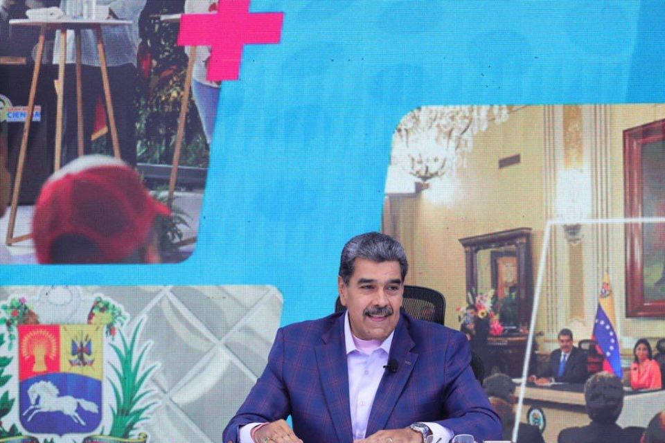 Nicolás Maduro con Maduro +