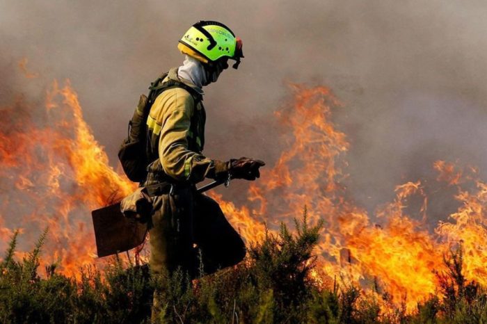 Bomberos venezolanos incendios Bolivia