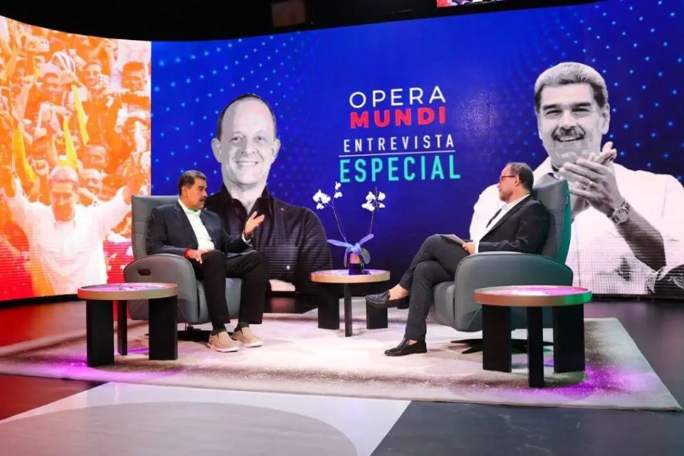 Maduro entrevista Opera Mundi Telesur