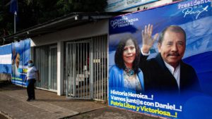La figura de Ortega rara vez aparece en solitario. Rosario Murillo, su esposa, siempre está a su lado y algunas veces adelante | Foto Diario Las Américas