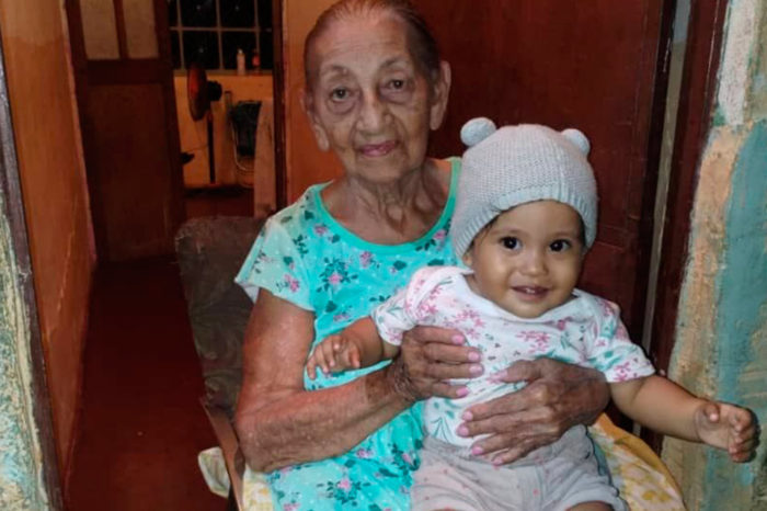 Albertina Díaz de Mendoza, sigue contando la historia