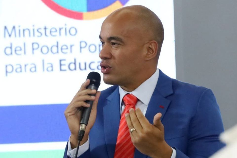 Héctor Rodríguez Ministerio de Educación