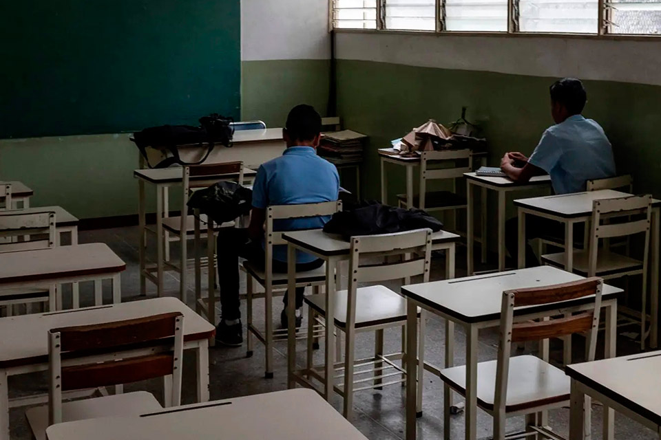 Hacia una sociedad premoderna