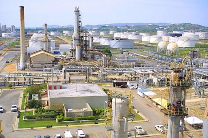 Más de treinta / Pdvsa