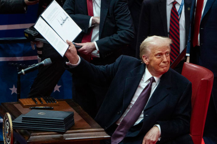 Trump: Entre el Destino Manifiesto y el MAGA