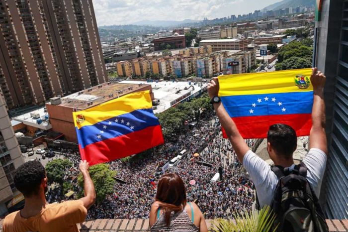 El cambio en Venezuela debe construirse desde adentro