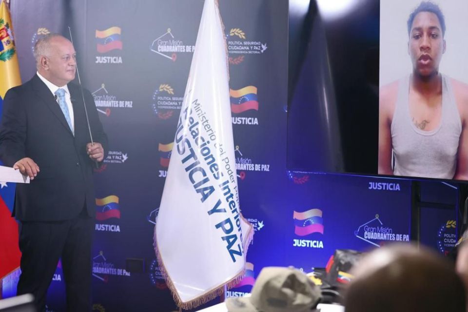 Diosdado Cabello detenido Plaza Venezuela