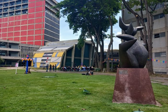 UCV