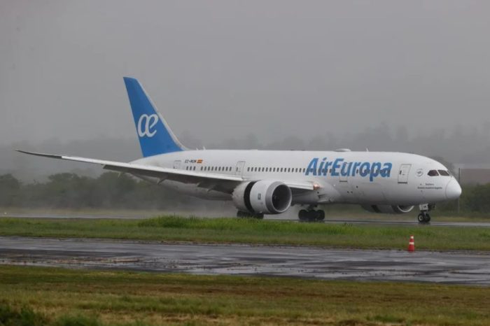 Air Europa y plus ultra cancelan vuelos